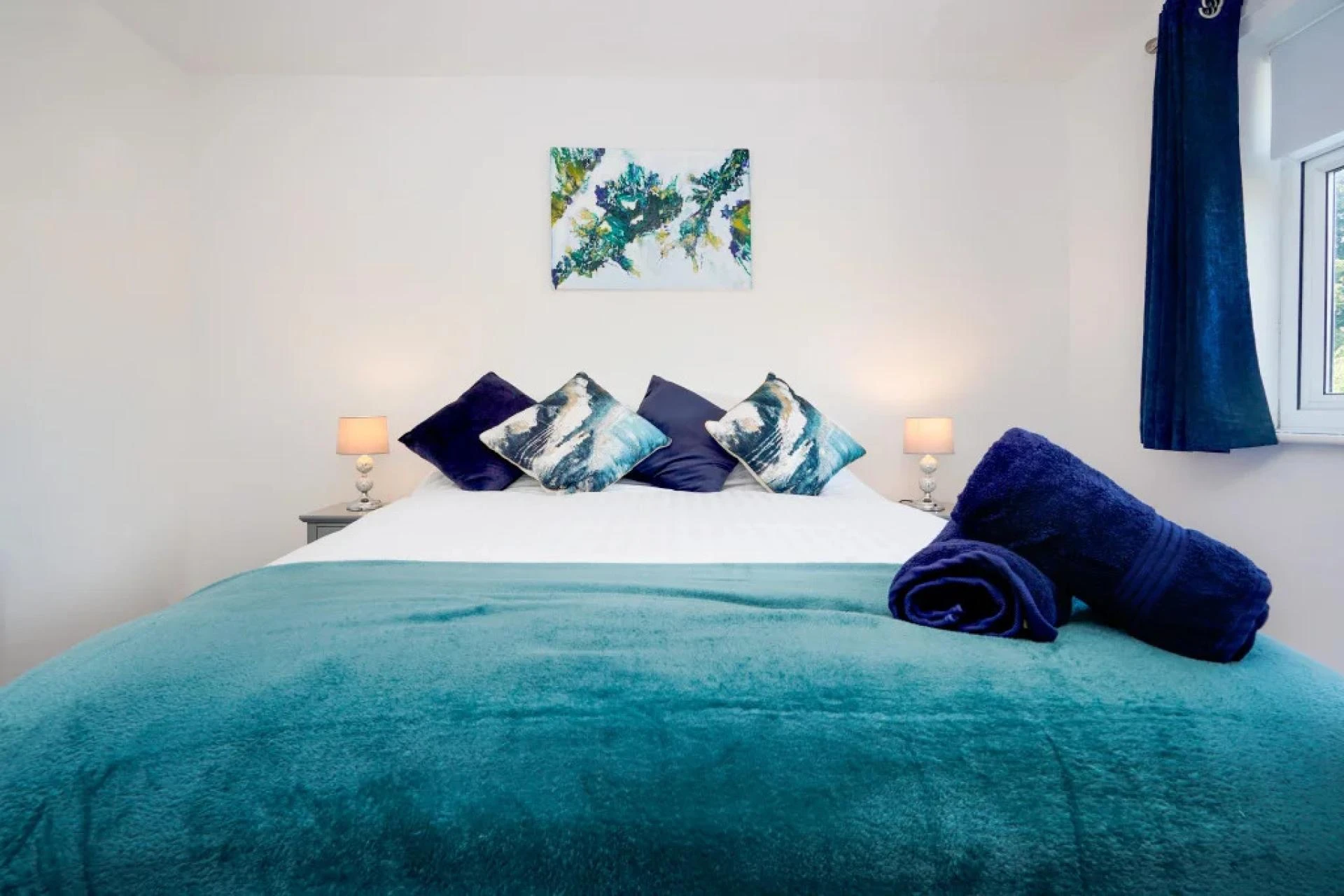 Film & Media Crews — Serviced Stays for Film and TV Production Teams Across the UK