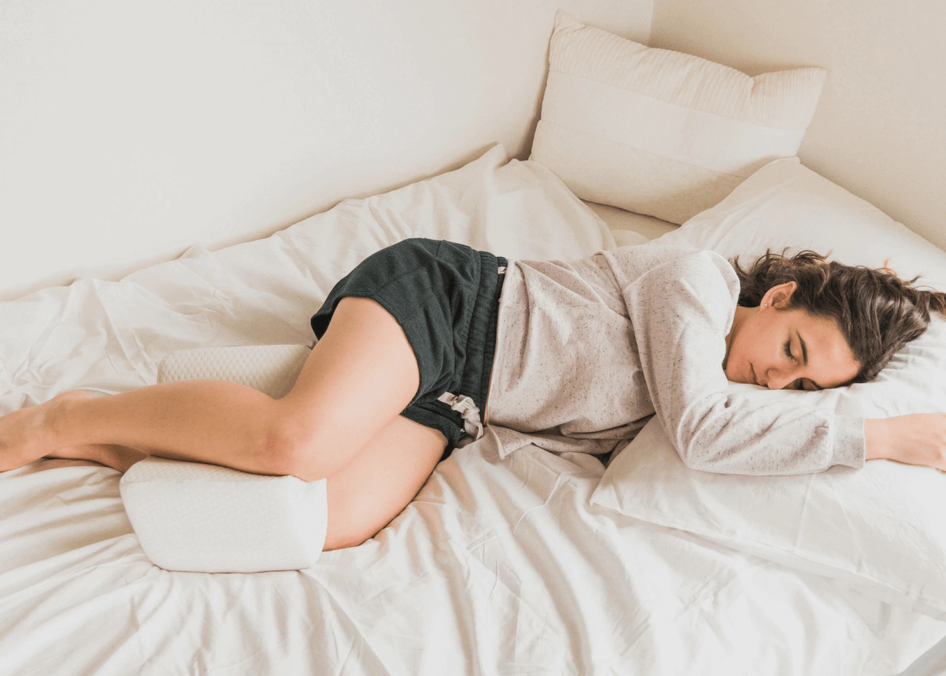 Orthopedic Knee Pillow Care Guide — How to Make Your Pillow Last Longer