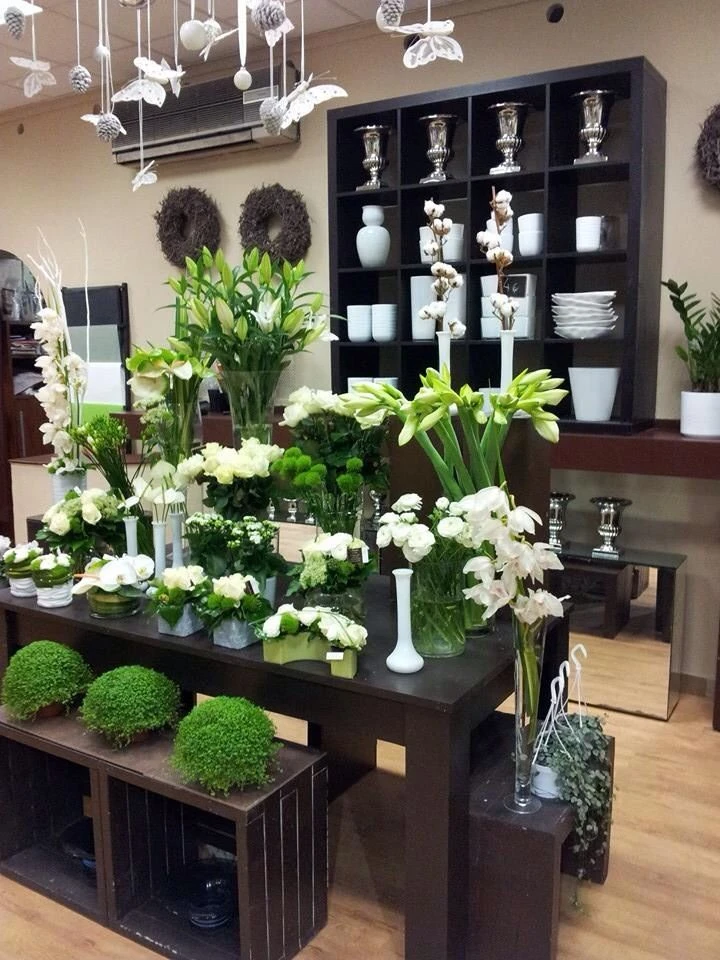 Everything You Need to Know About Flowers: From Arrangements to Finding the Perfect Flower Shop