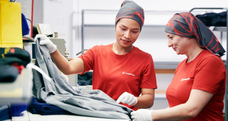 Why Renting Workwear Uniforms is the Smart Move for Modern Indian Businesses? 