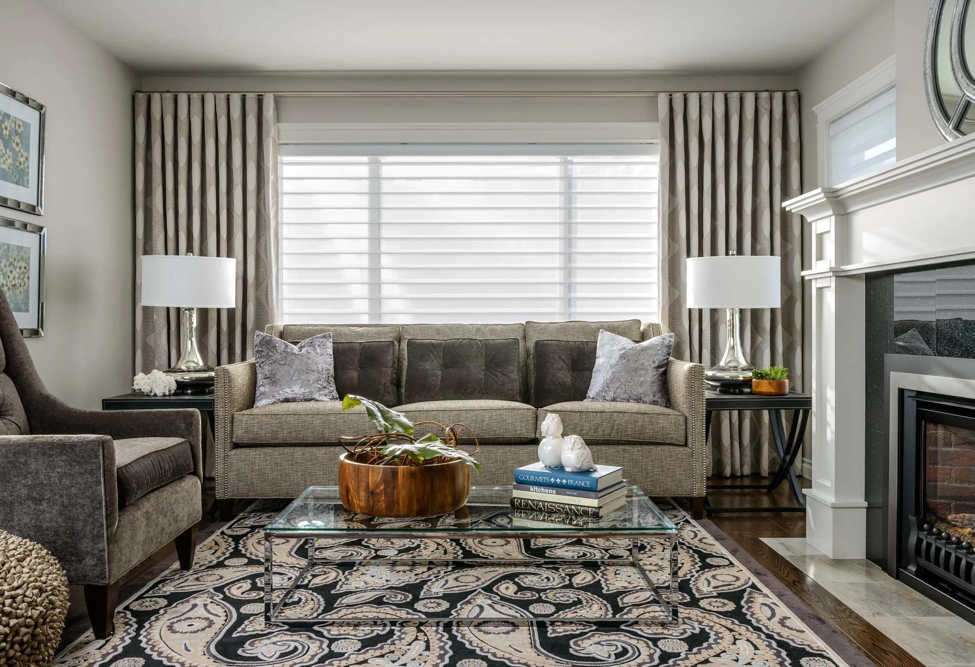 Curtain Fixing Dubai - Make Your Living Room Look Amazing