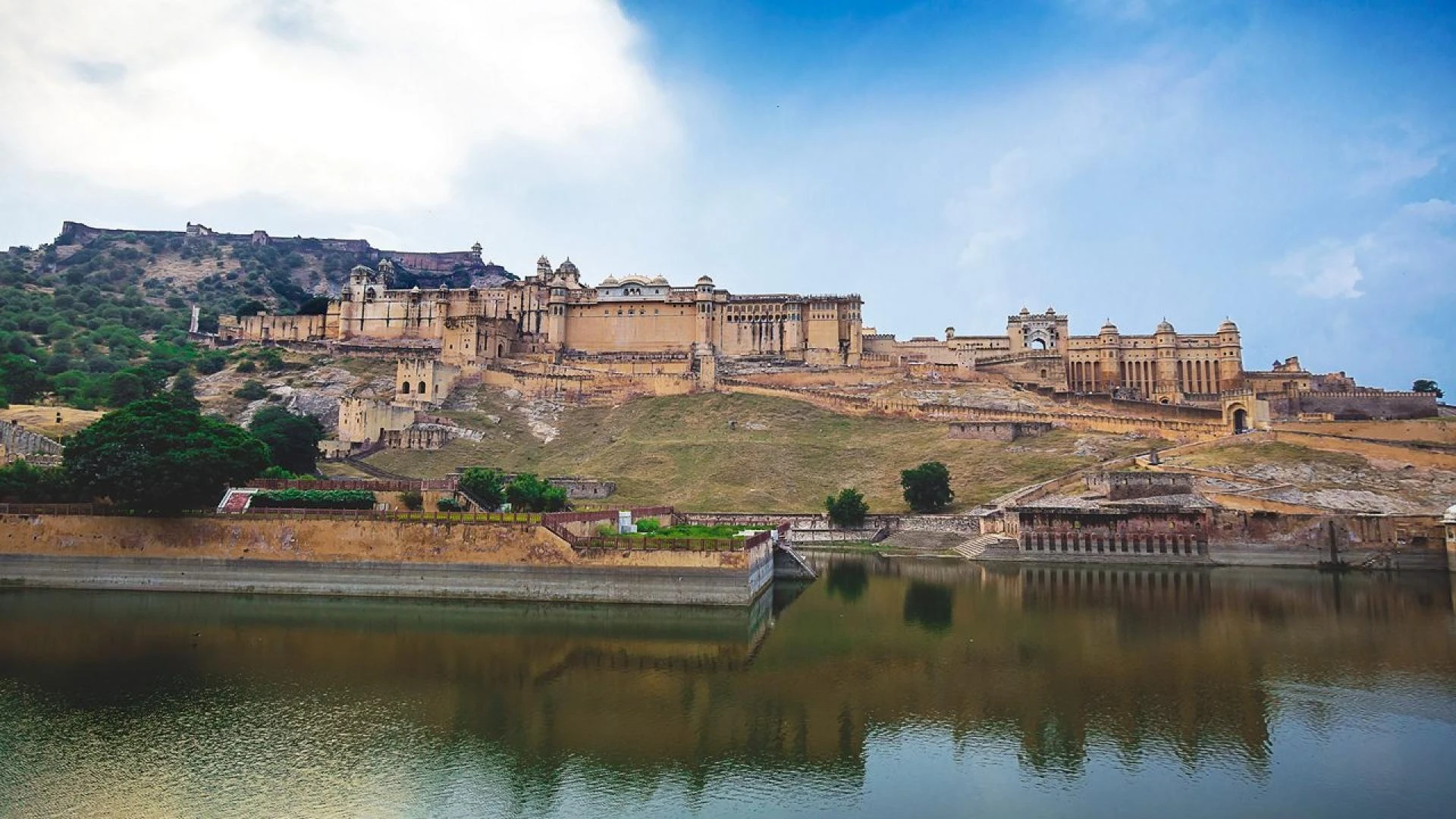 Golden Triangle Tour: A Complete Travel Guide for First-Time Visitors