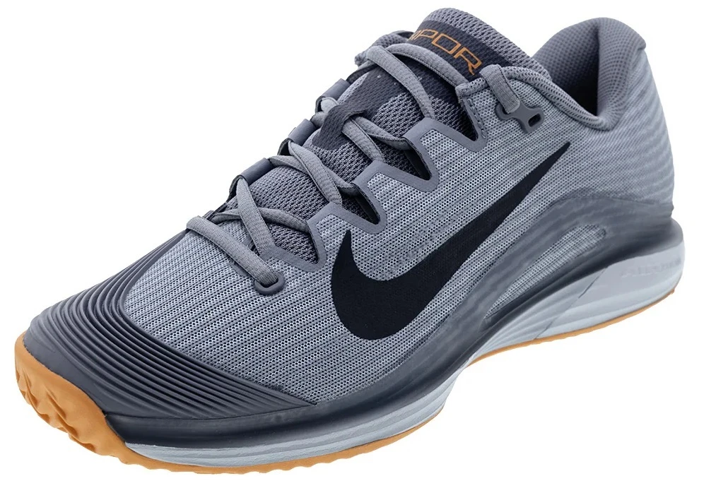 What to Look for In Clay Court Tennis Shoes