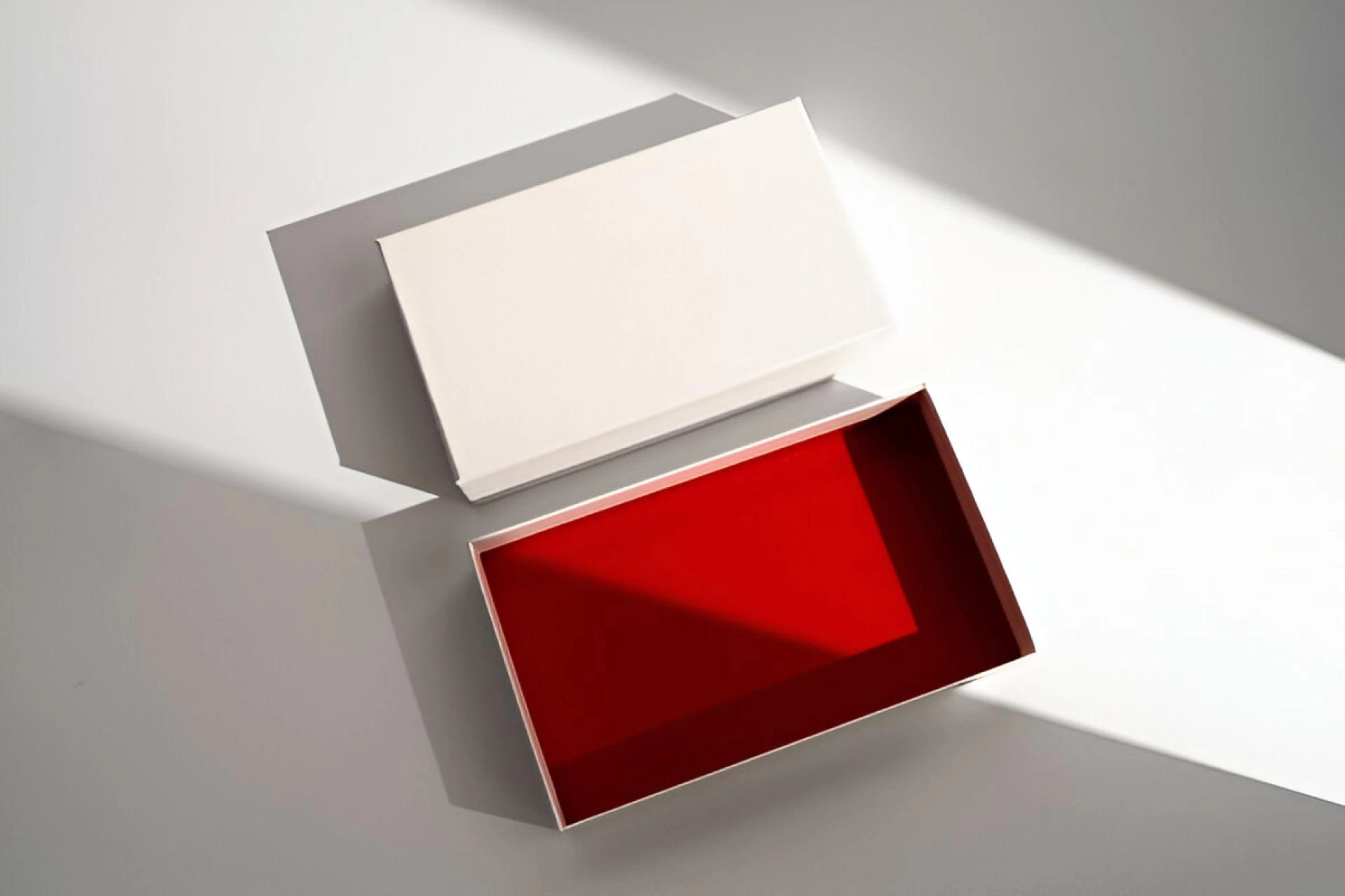 How Luxury Packaging Shapes Consumer Perception and Brand Value