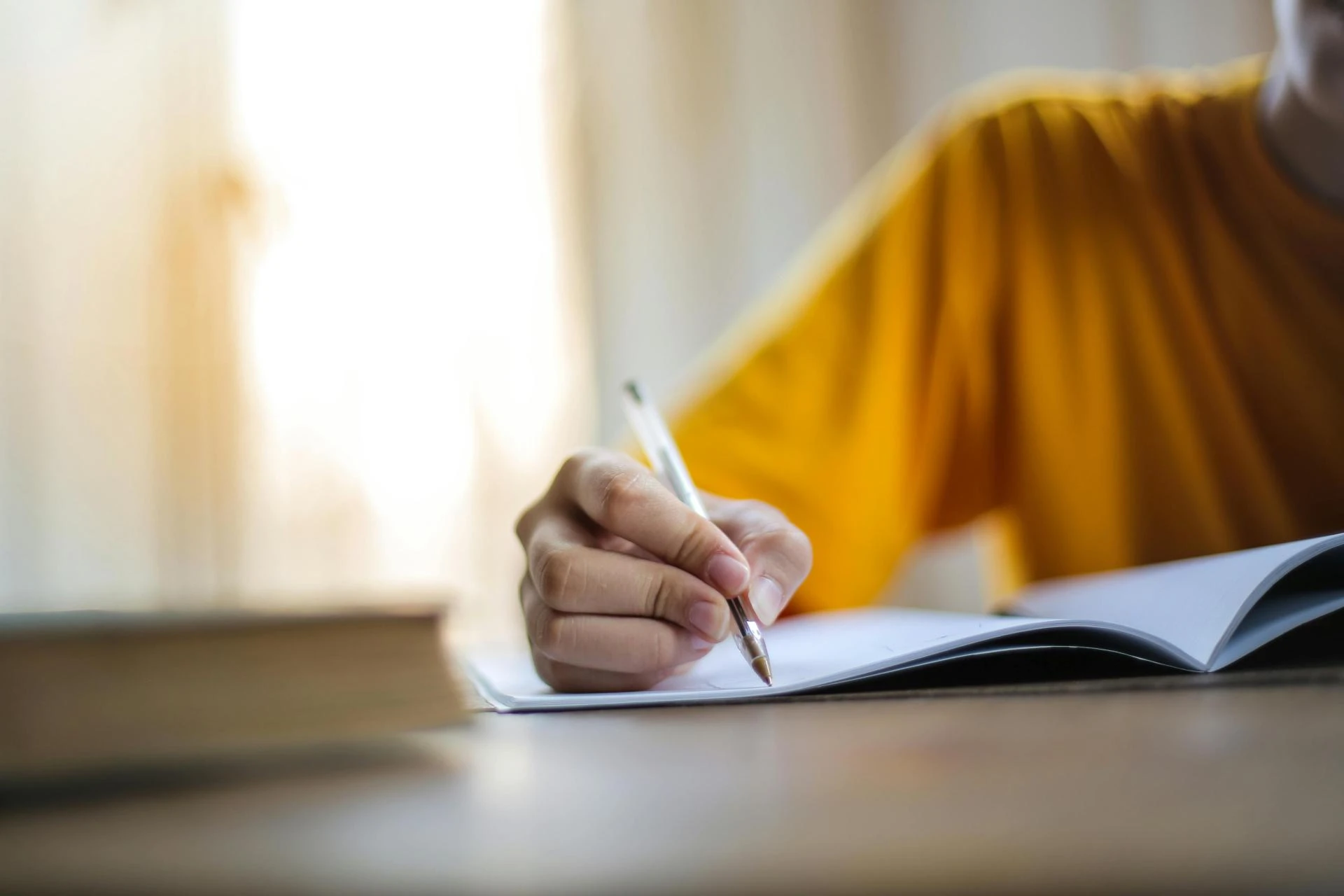 Key Factors to Consider When Choosing an Online Tutor