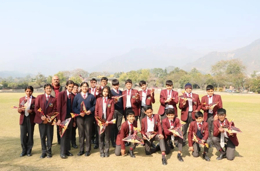 How Boarding Schools Help Students Become Independent and Confident