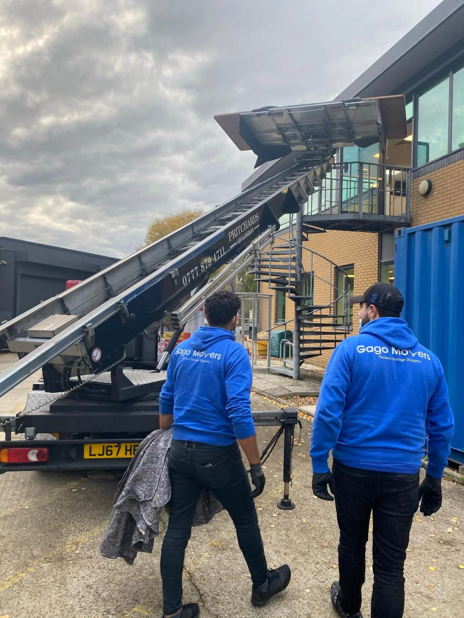 Man and Van Services in Richmond and London – Quick, Easy, and Affordable