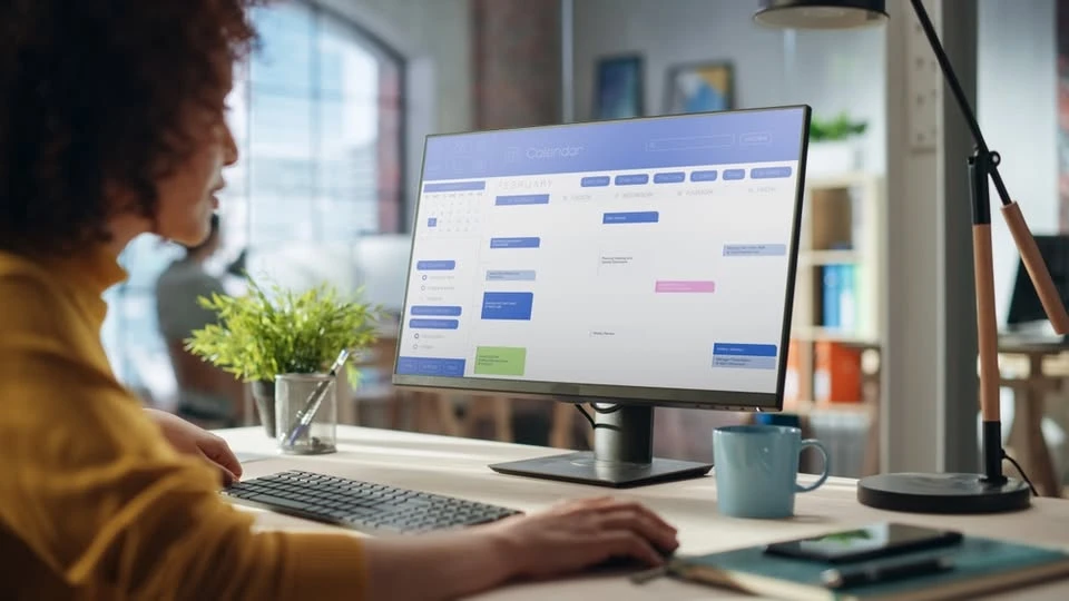 Exploring Virtual Assistants: Revolutionizing Businesses with Professional Support