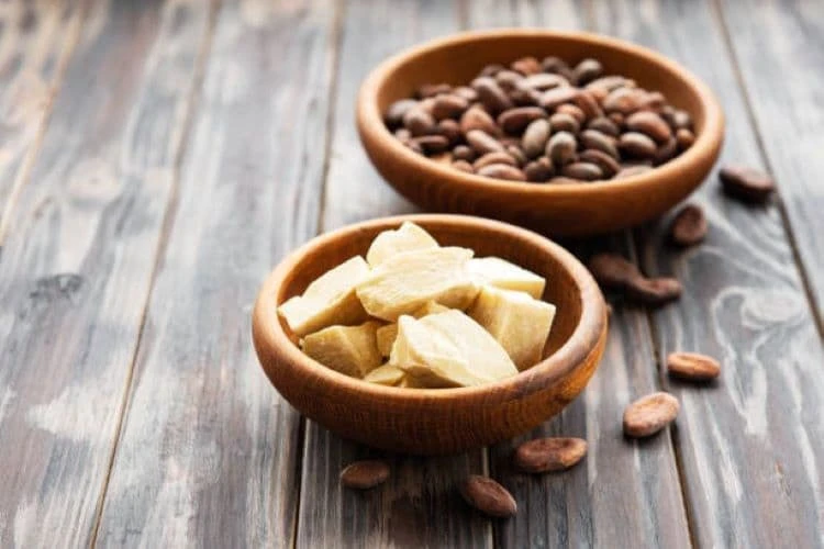 How to Use Certified Organic Cocoa Butter for Dry Skin