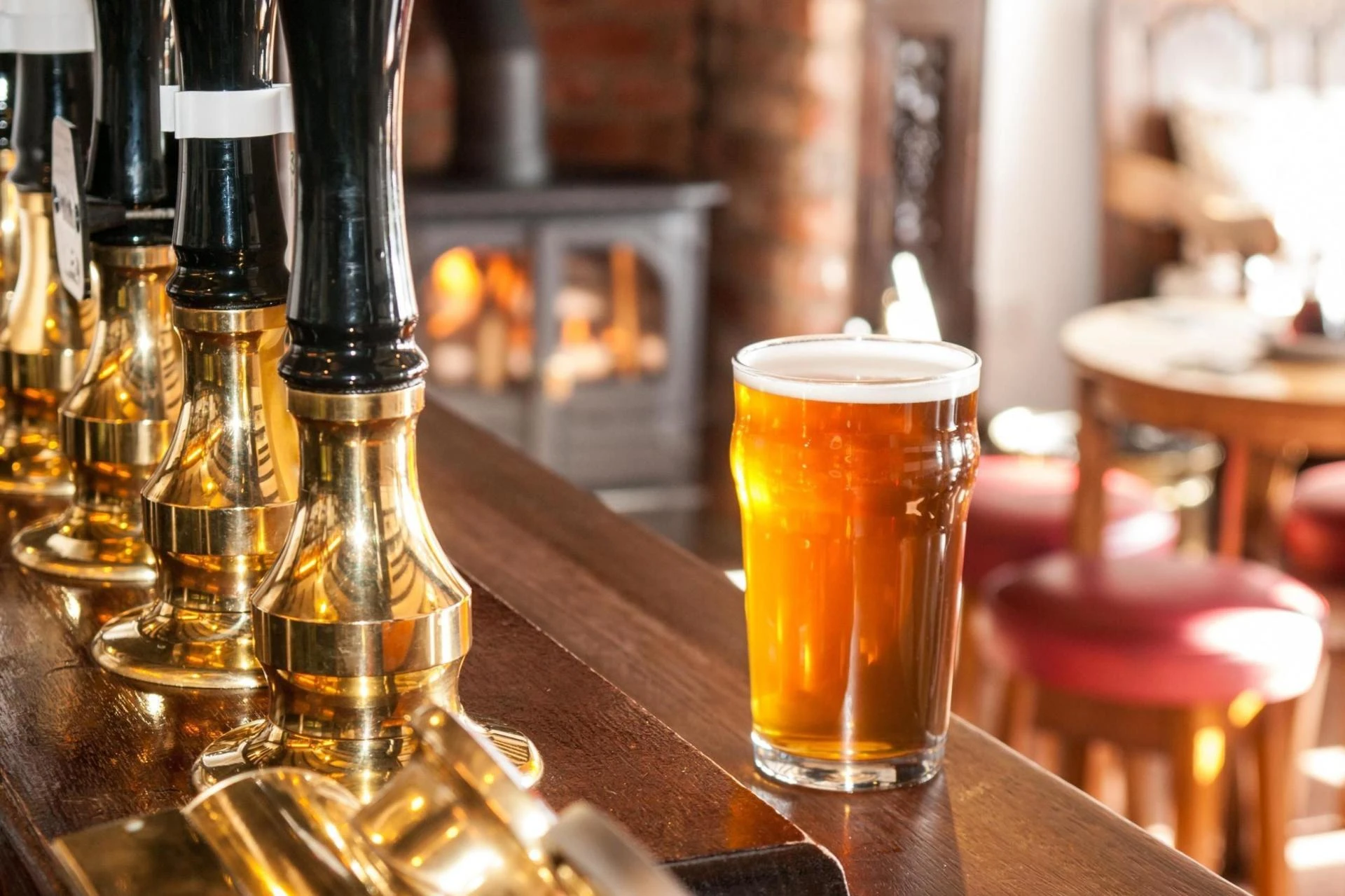 Experience the Glamour at the Best Chique Pub in Central London