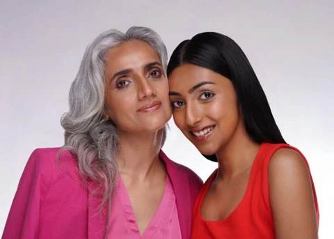 How to Use a Concealer Like A Pro, According to MUAs