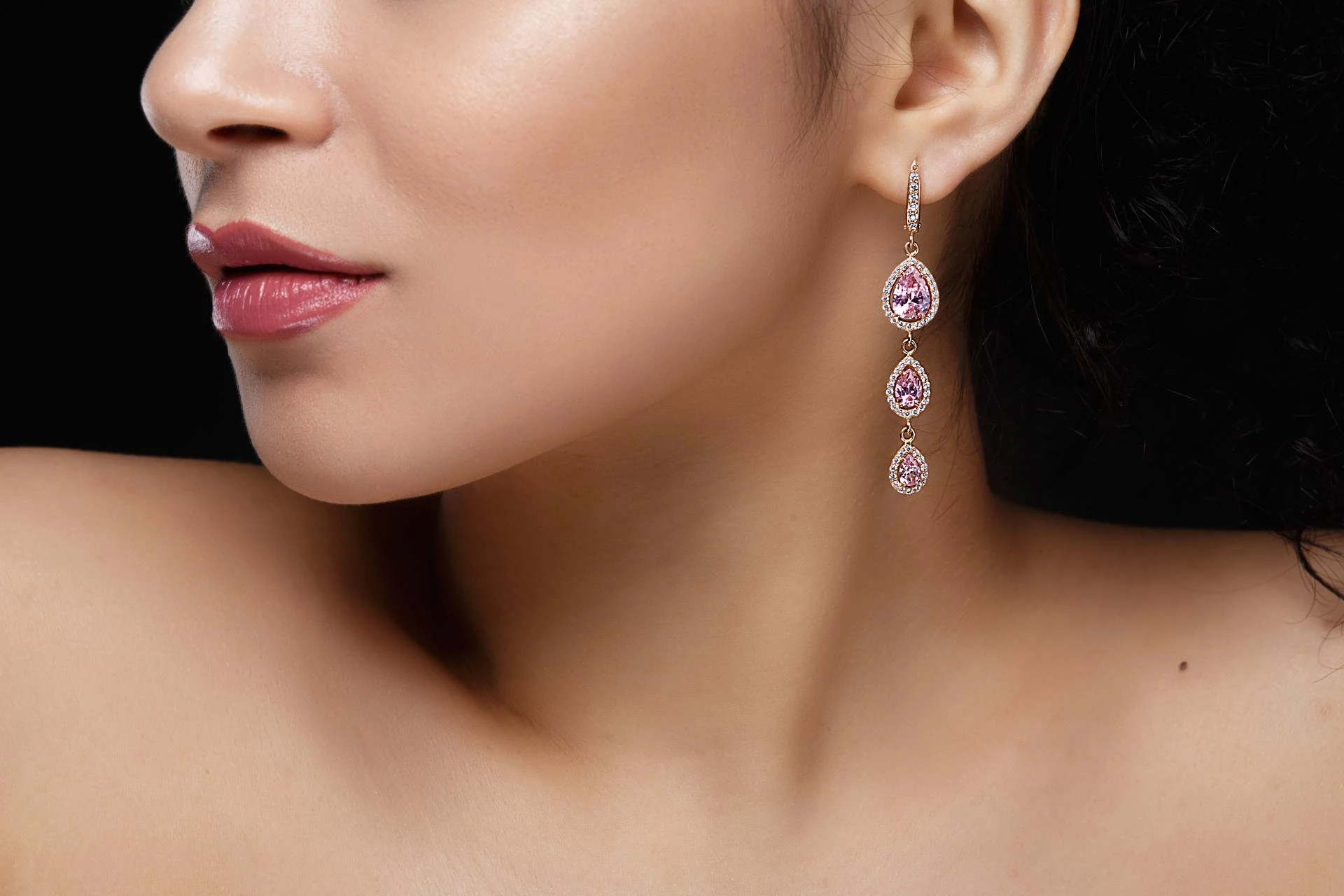 Why You Should Buy Diamond Earrings Online in 2025
