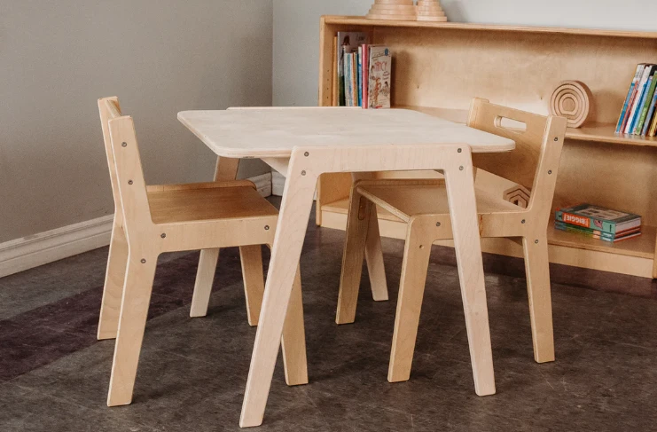 Which Canadian Brands Make the Best Book Nooks, Wooden Benches & Kids’ Shelves?