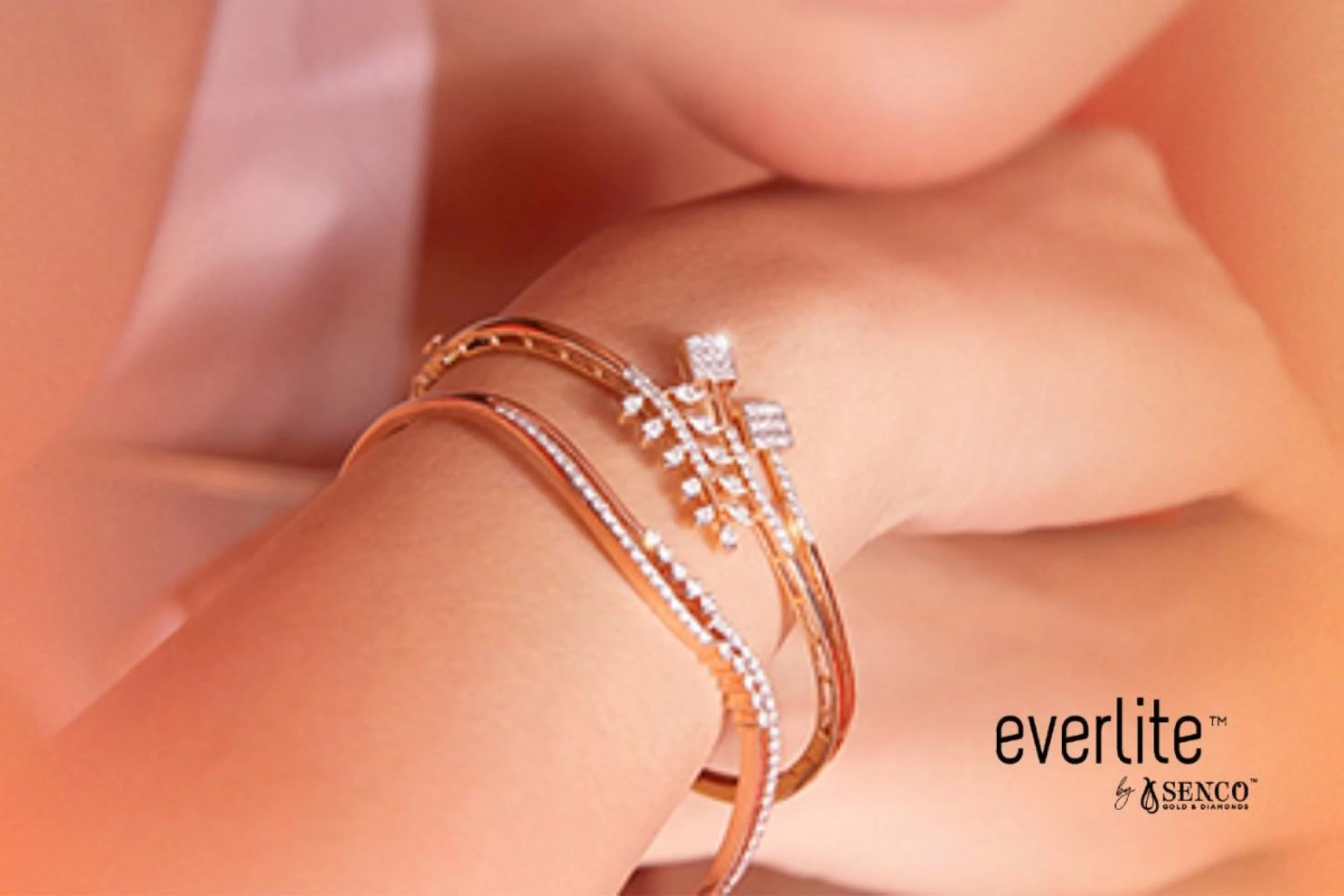 22K Light Weight Gold Bangles (Noa) Designs by Everlite Senco