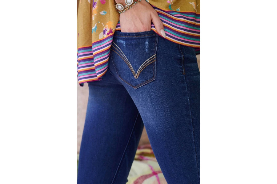 3 Types of Embroidered Details for Jeans