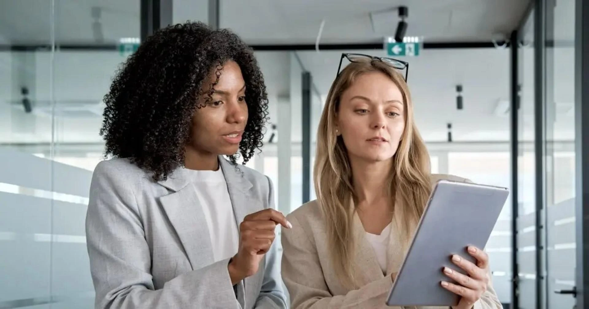 How AI and Machine Learning Are Transforming Corporate Training