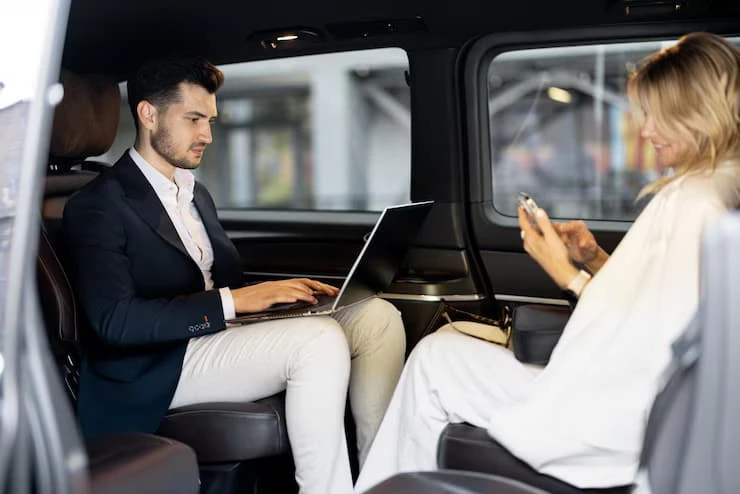 How Corporate Transportation in Detroit Enhances Your Business Trips