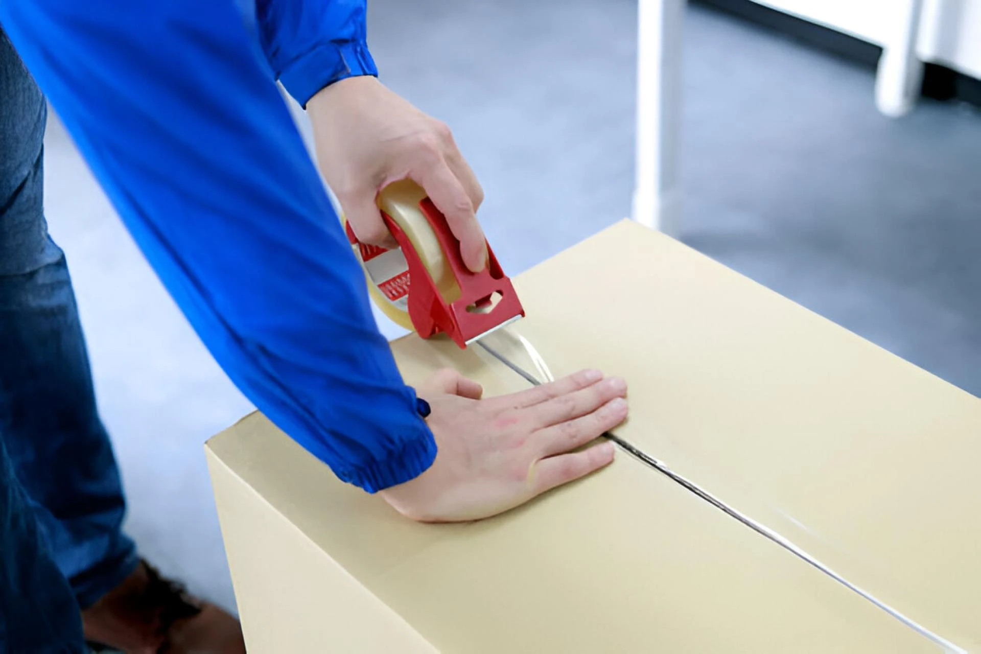 How to Save Money on Interstate Moves from Adelaide