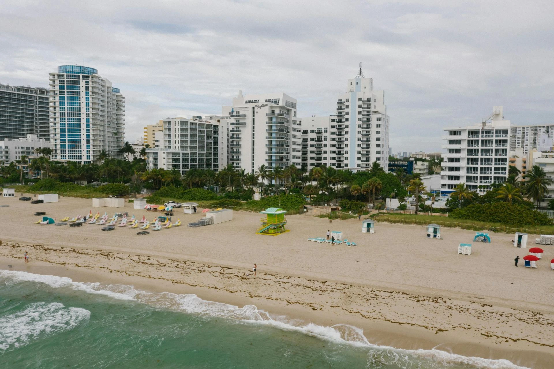Sun, Sand, and Style: Your Ultimate Guide to Beachfront Hotels in Miami