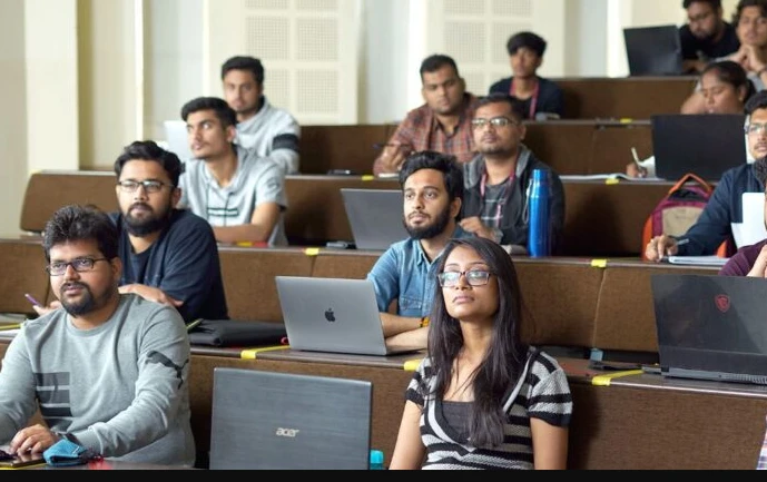 Best BBA Colleges in Gurgaon, Faridabad, and Noida: Eligibility and Career Opportunities