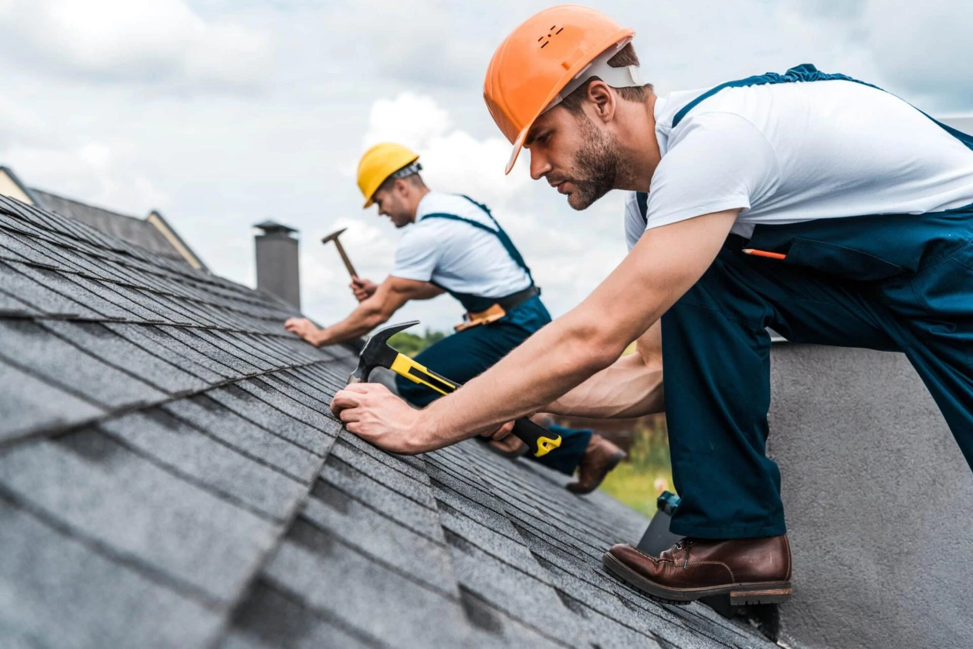 Choosing the Right Contractor for Your Roof Replacement Services