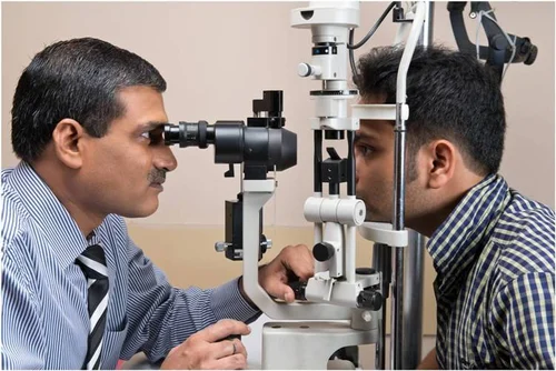 Don’t Ignore These 5 Signs — You Might Need an Eye Check-Up!