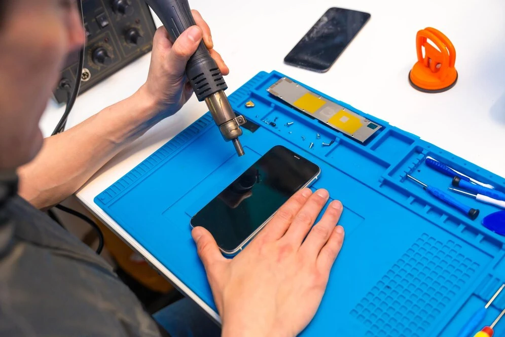 How Does a Mobile Repairing Course Build Your Career?