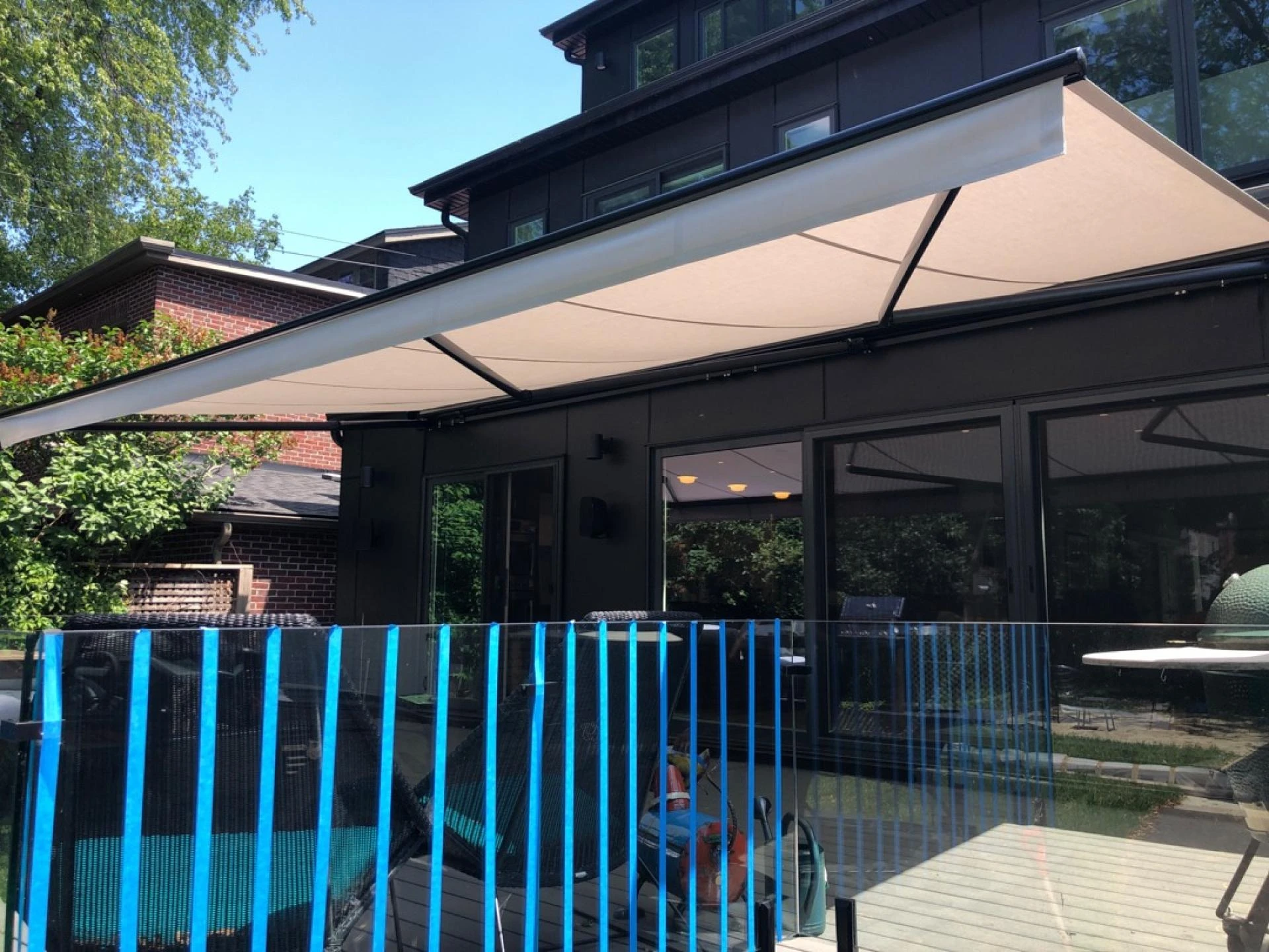 How to Identify Structural vs. Cosmetic Damage in Awnings