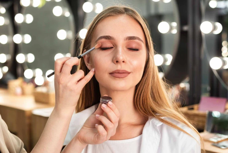 Transform Your Look with Premium Makeup Services at Home