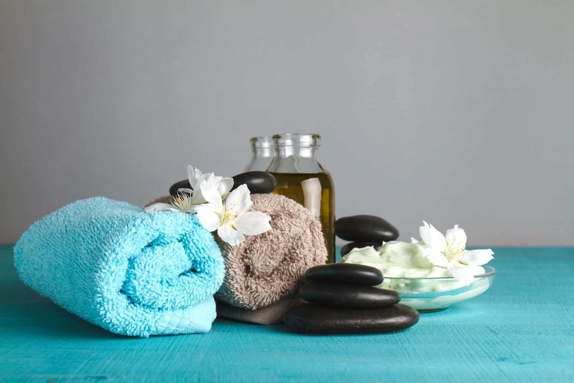 Looking for Parents' Gifts Abu Dhabi? Try Beutics’s Spa Gifts