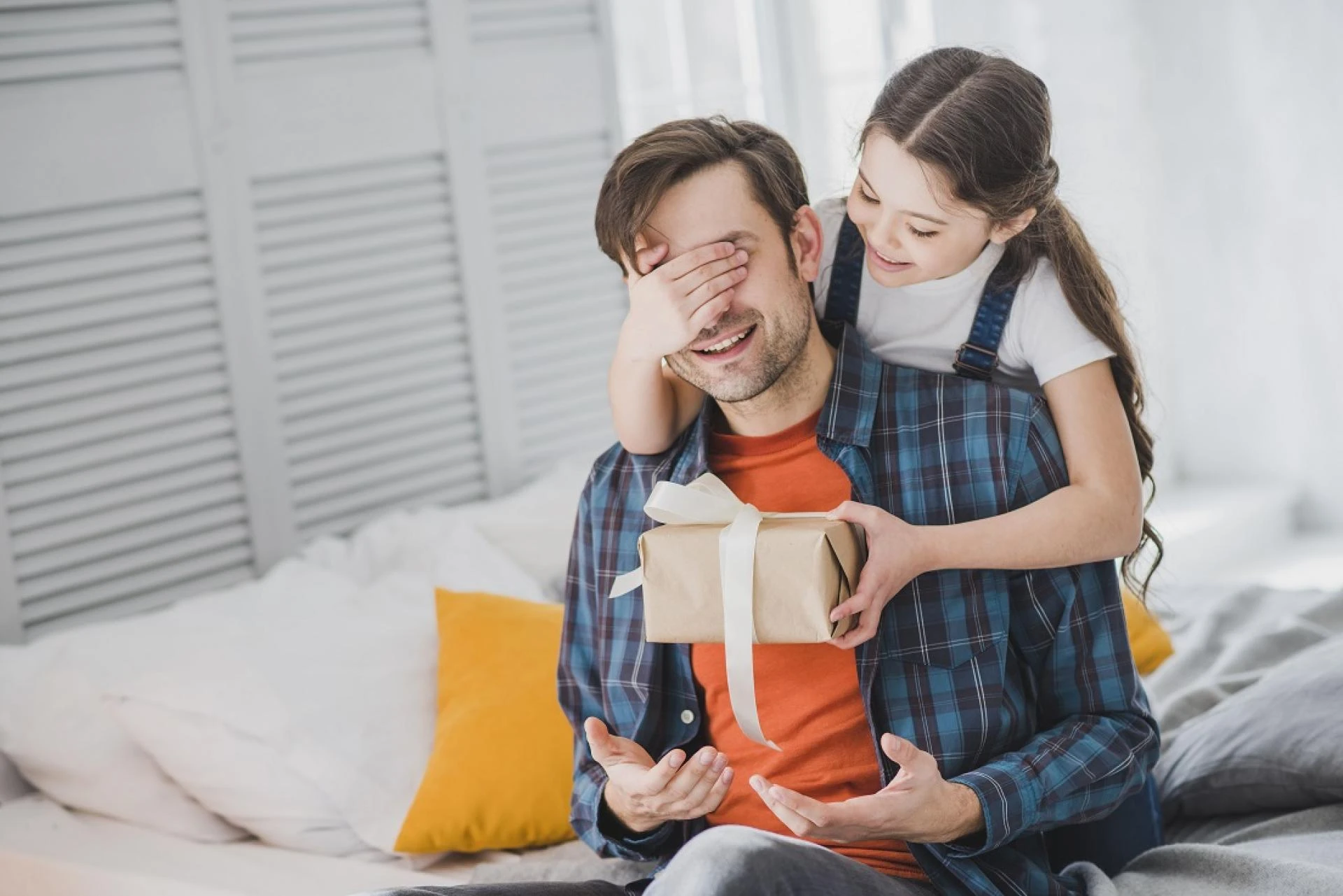 Dads Deserve Diamonds Too: Jewellery Gifts for Father’s Day