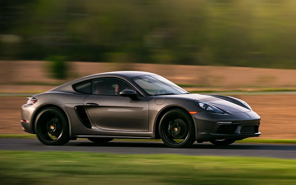Seguro Porsche 911 con valor pactado y coberturas personalizadas para tu deportivo de lujo