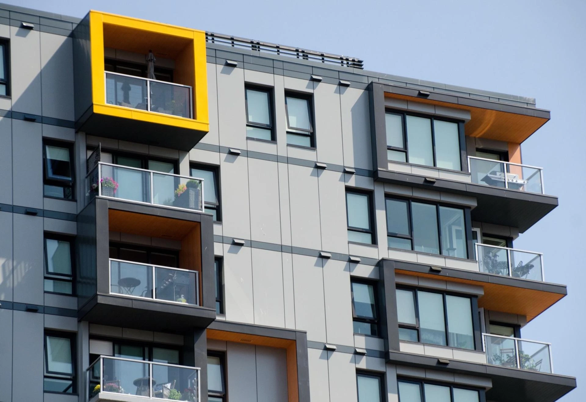 Sell Your Home in Burnaby: How to Choose the Best Real Estate Agent for a Successful Sale