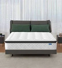 Benefits of a Double Bed Mattress for Couples