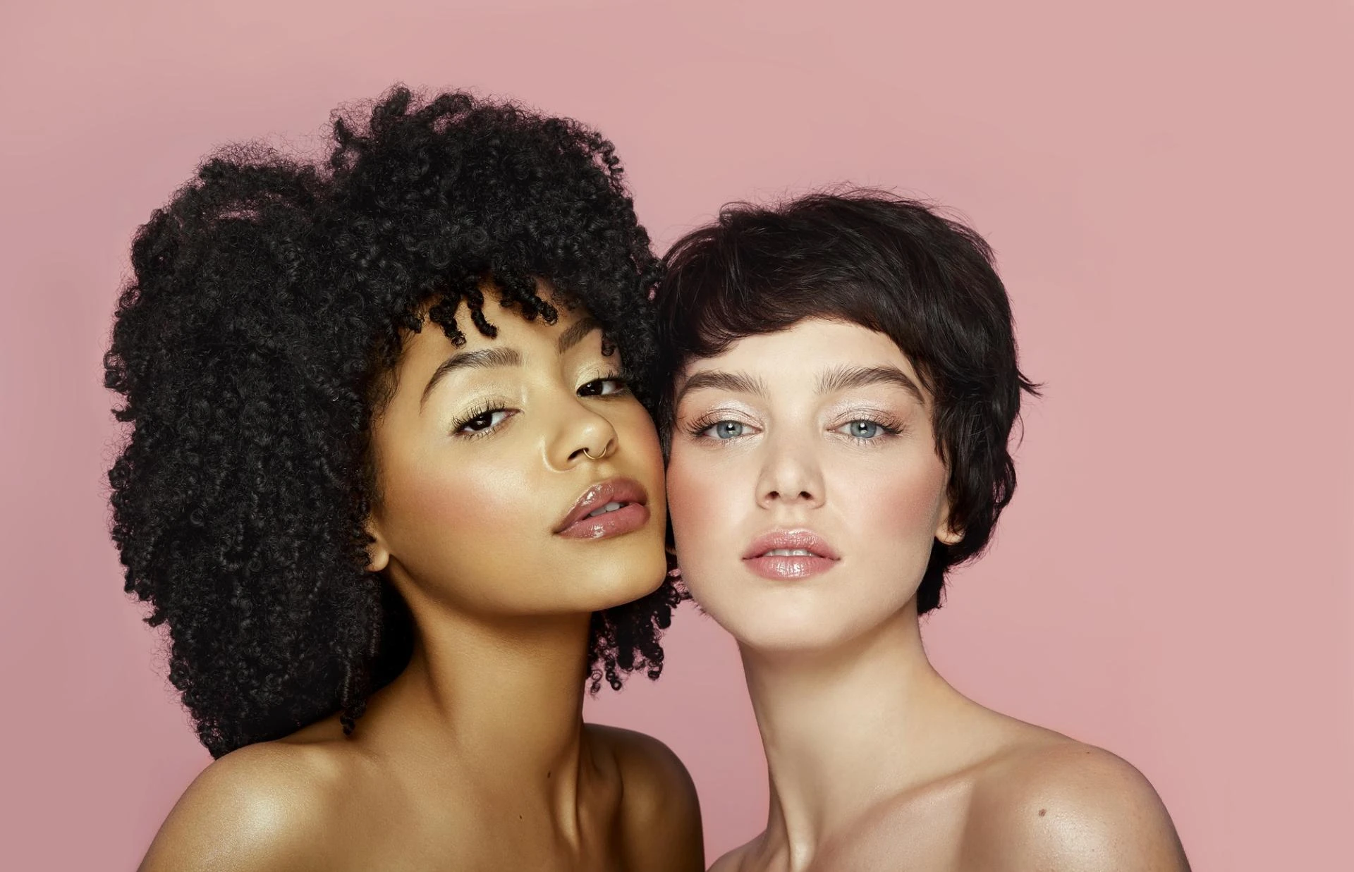 4 Tips to Help You Avoid Blush Blindness for a Pretty Flush