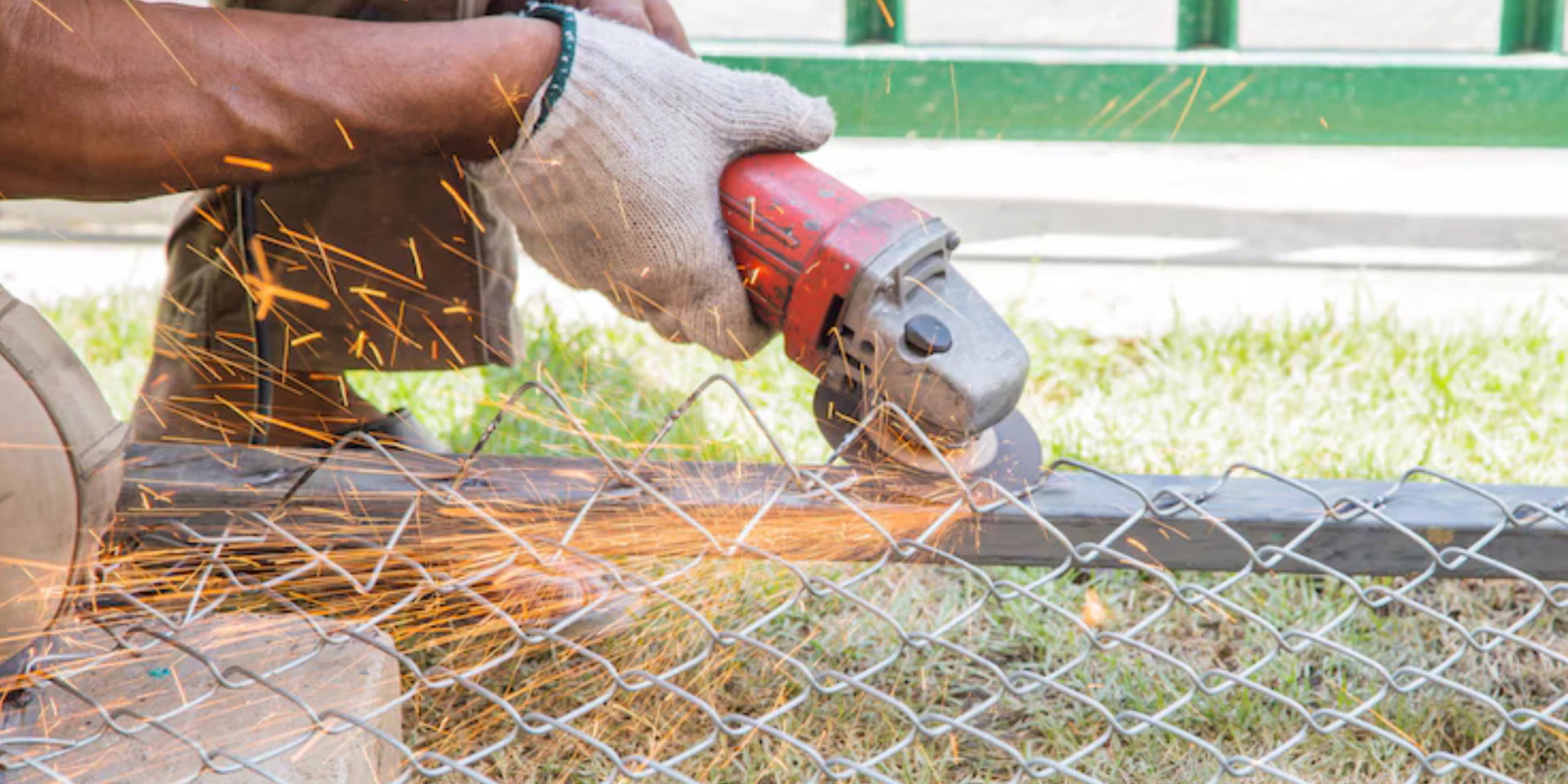 Top Reasons to Choose Chain Link Fencing for Your Property