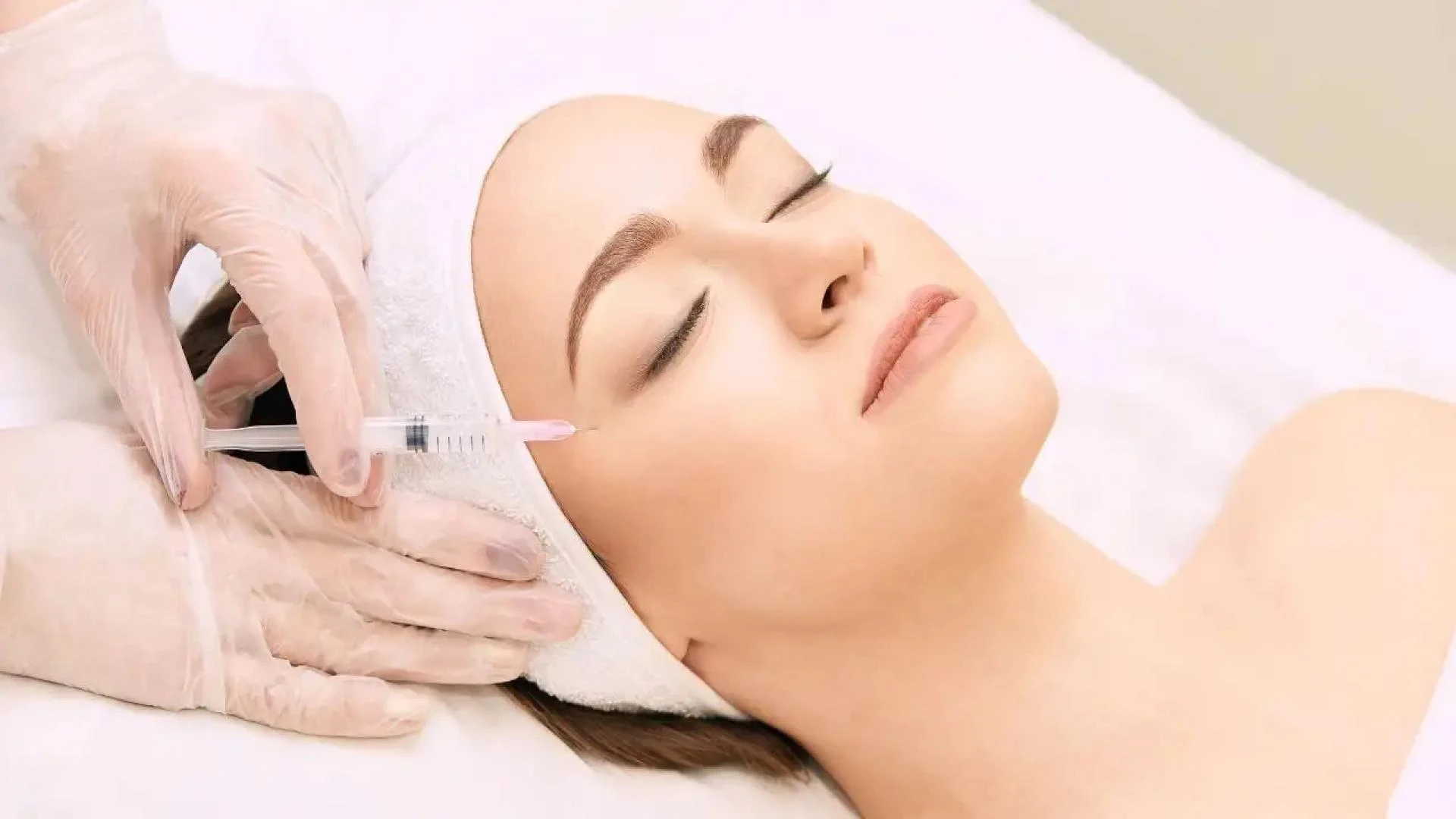 Why a Richmond Skin Clinic is Your Go-To for Radiant Health