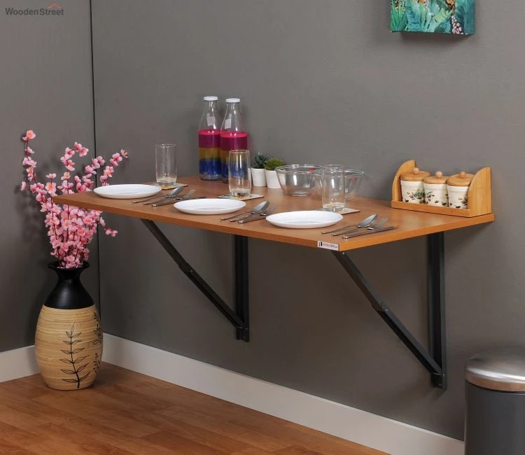 Wood vs. Metal Folding Tables: Which One Should You Choose?