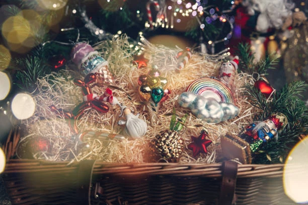 7 Reasons the Fortnum & Mason Christmas Hamper Is the Ultimate Holiday Gift