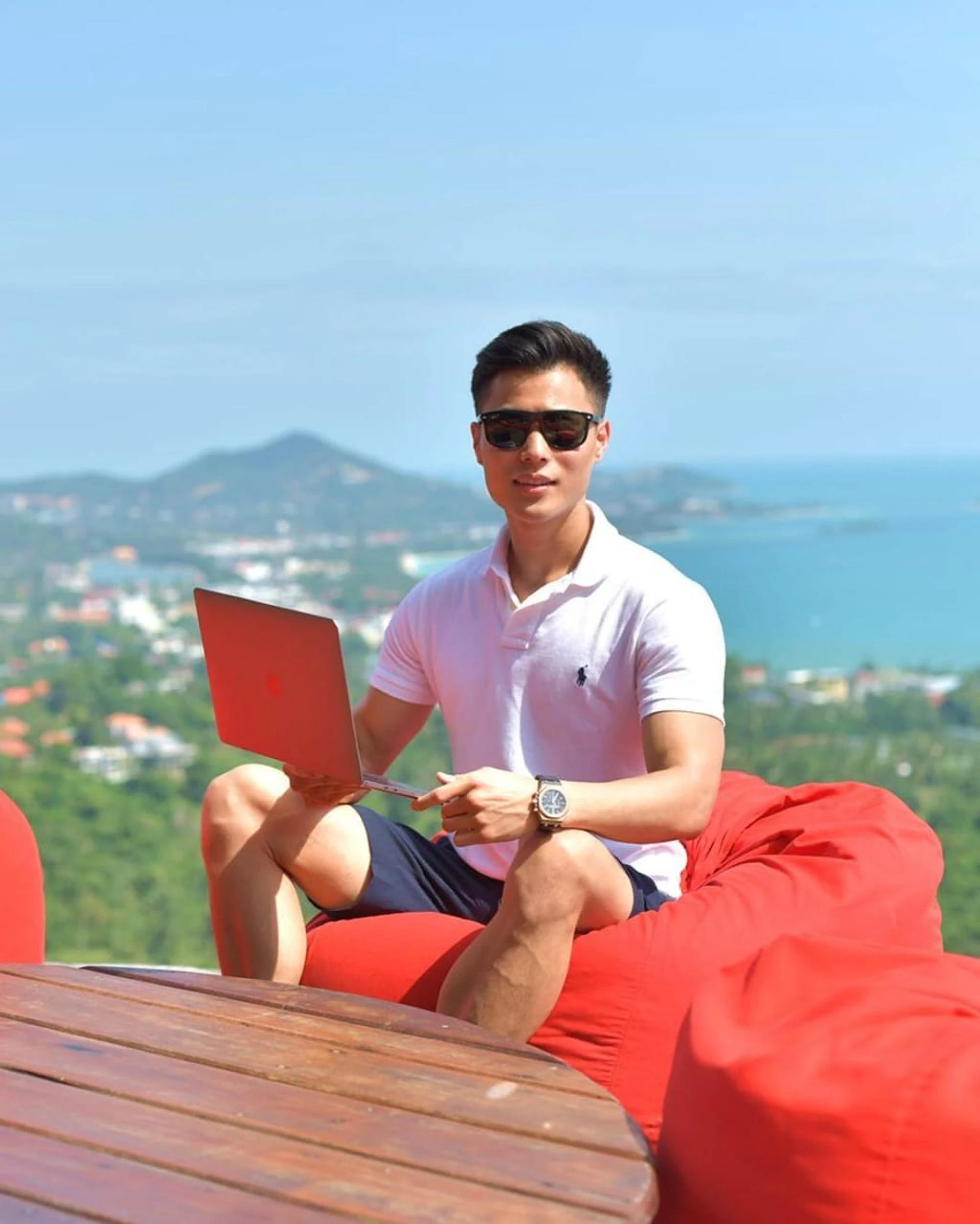 Impact of Grooming on Confidence: Tim Han