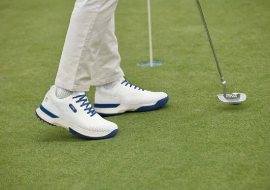 Best Wide Golf Shoes for Men in the UK (2024 Guide)