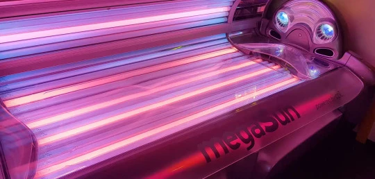 Tanning Bed Types: What You Need to Know Before You Tan
