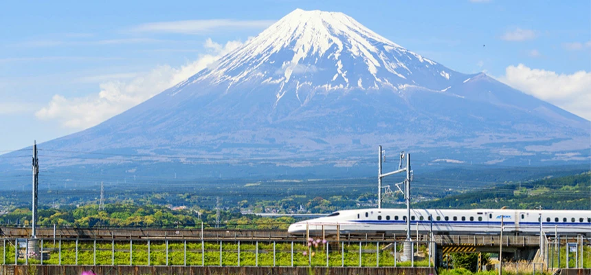 High-Speed Luxury: Exploring the World's Fastest Train Journeys | Luxury Trains