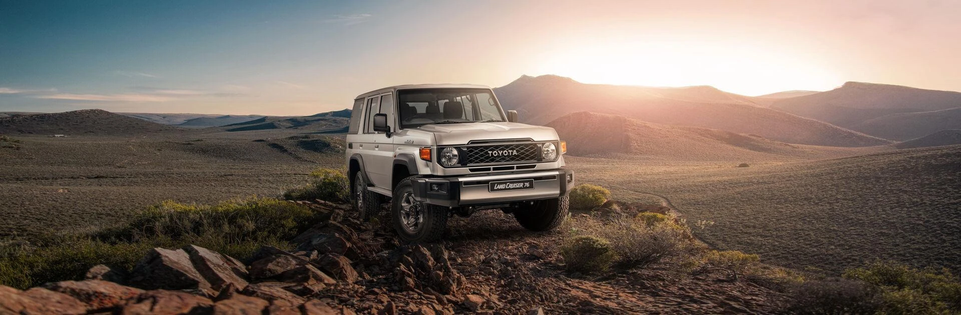 The Ultimate Guide to 4x4 Car Accessories for the LandCruiser 76 Series