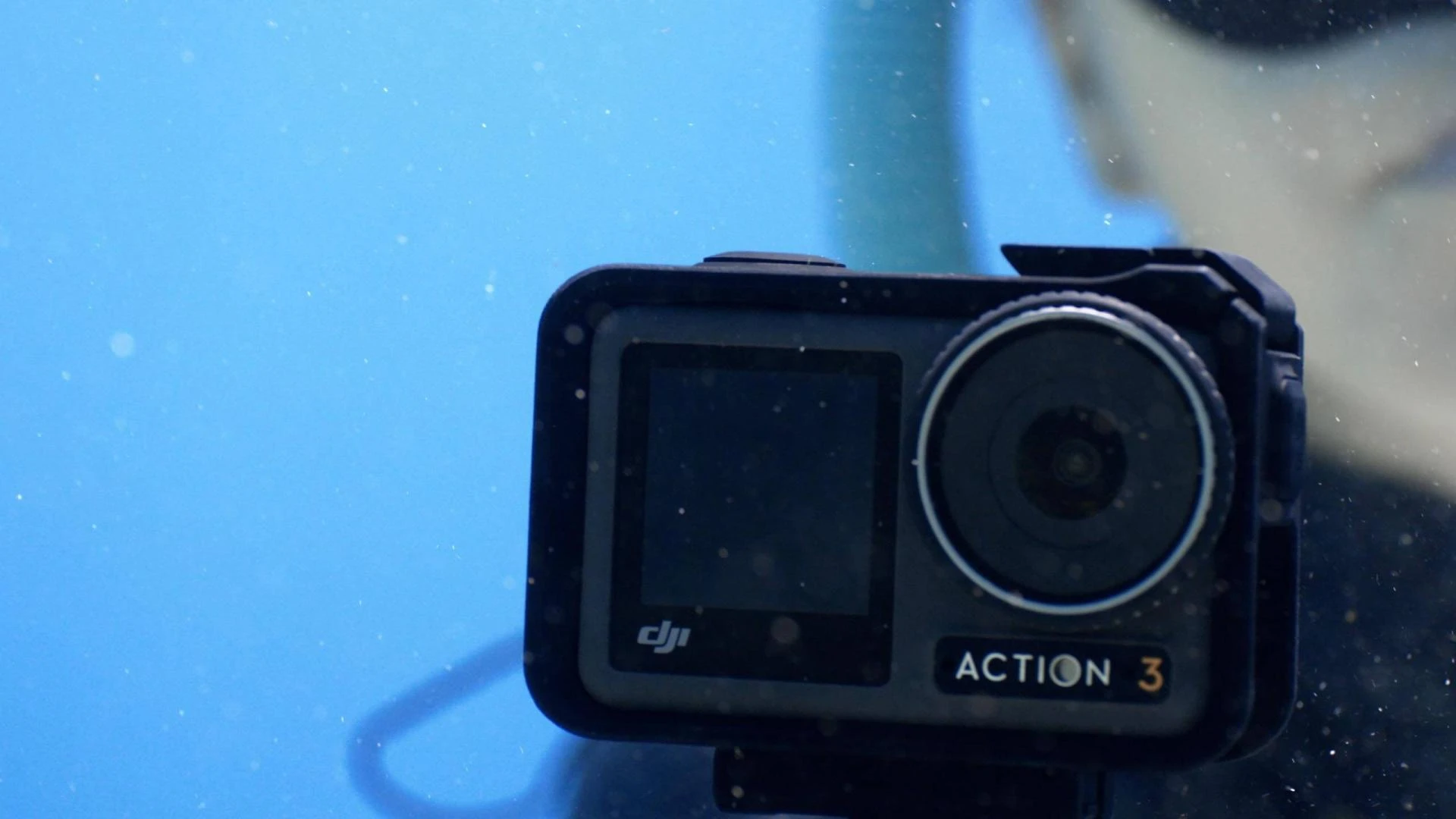 The Synergy Between Vlog Camera, Camera Stabilizer, and Wireless Microphone