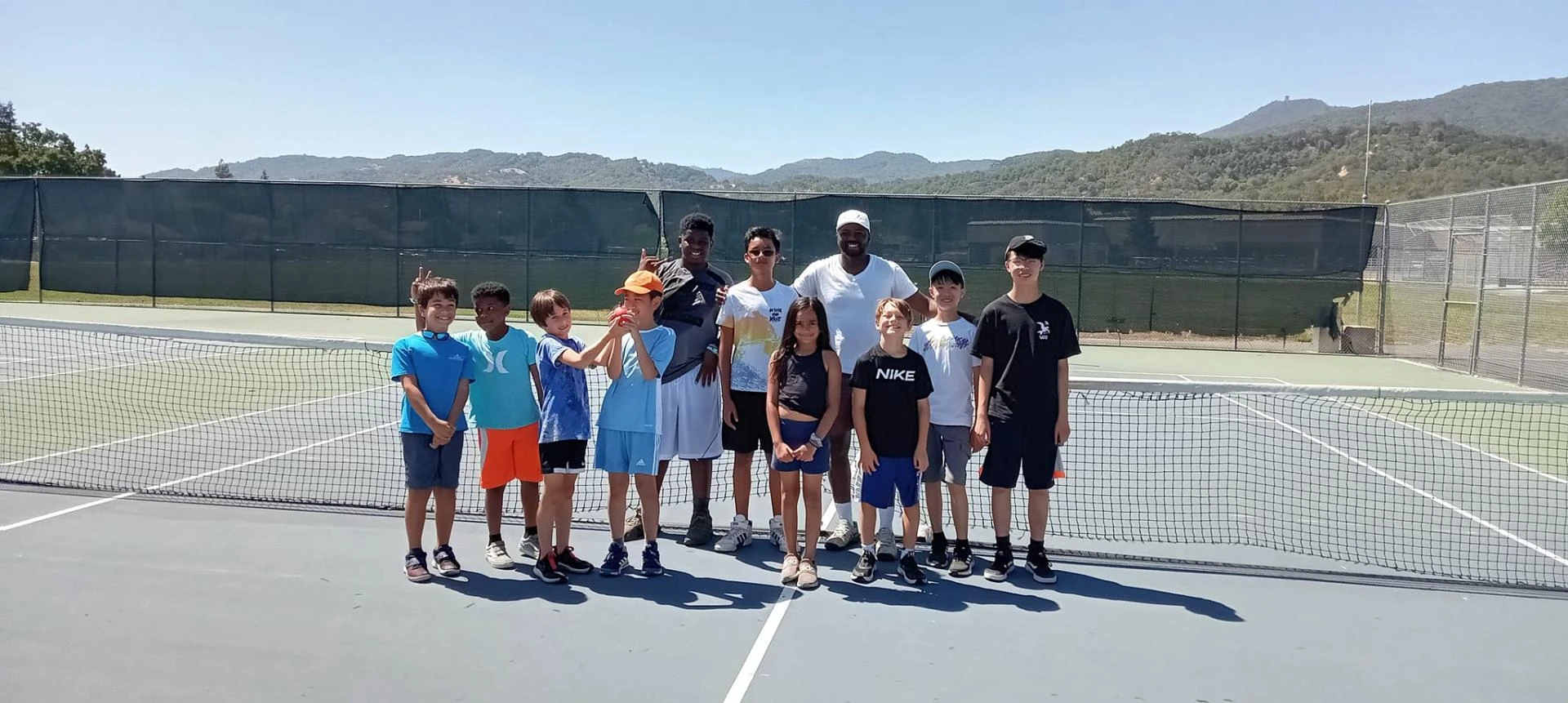 From Beginner to Pro: Your Journey Starts at the Right Tennis Academy
