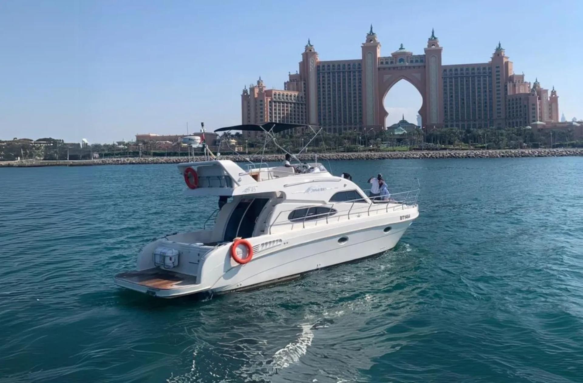My Unforgettable Experience Renting a Luxury Yacht in Dubai