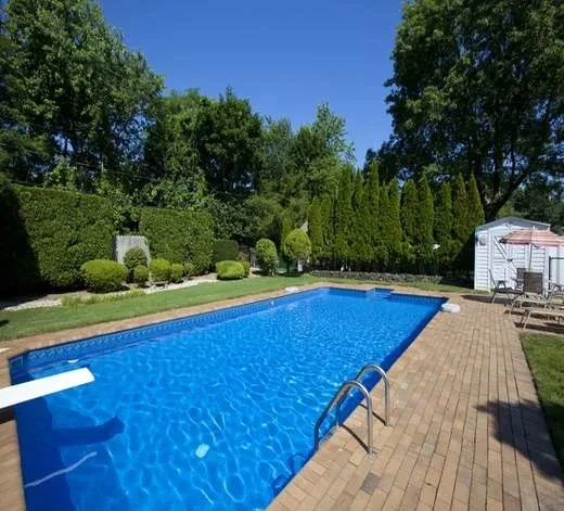 How to Choose the Best Oxnard Pool Contractors for Your Backyard Oasis