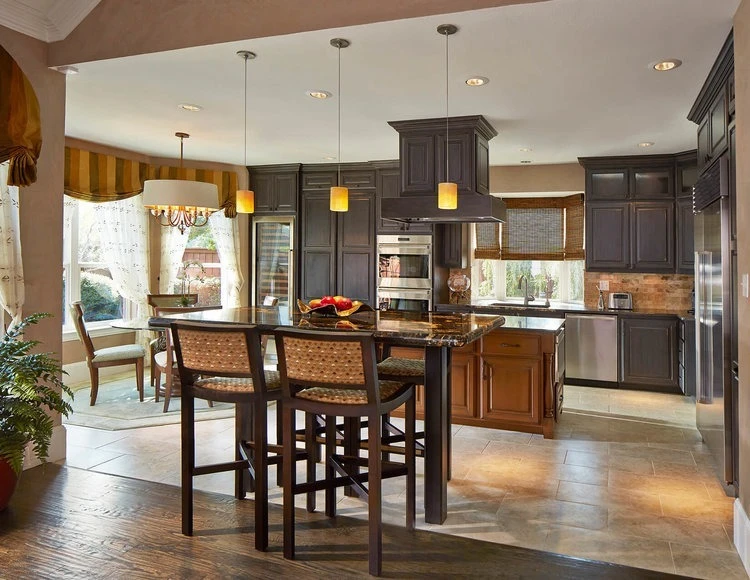 The Rise of Smart Kitchens: Combining Tech and Tradition in Texas Homes