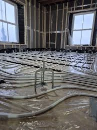 Top Qualities to Look For in Professional Screed Contractors